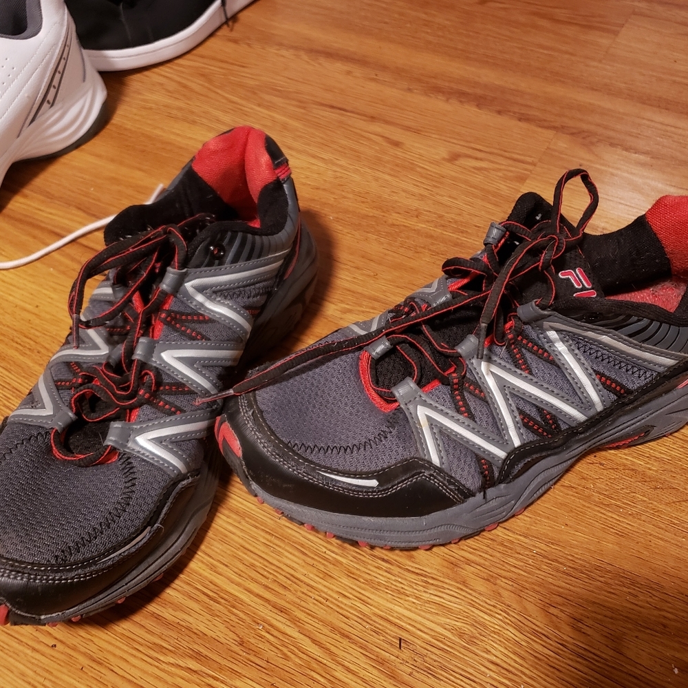 Shoes - Picture 3 of 15